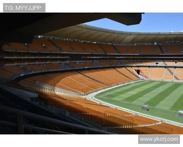 波兰球星闪耀绿茵场见证足球激情与团队拼搏魅力